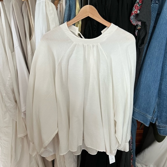 Hackwith Design House Courtney Blouse - Picture 5 of 9